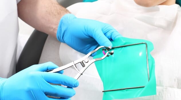 Kofferdam og klammere